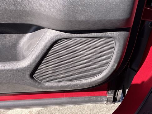 Certified 2025 Honda Pilot Touring image 33