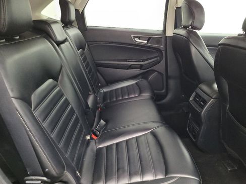 Used 2019 Ford Edge SEL w/ Equipment Group 201A FWD image 19