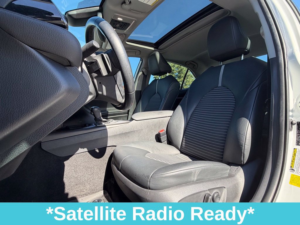 Used 2021 Toyota Camry SE w/ Audio Upgrade Package FWD image 16