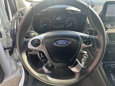 Used 2020 Ford Transit Connect XL image 10