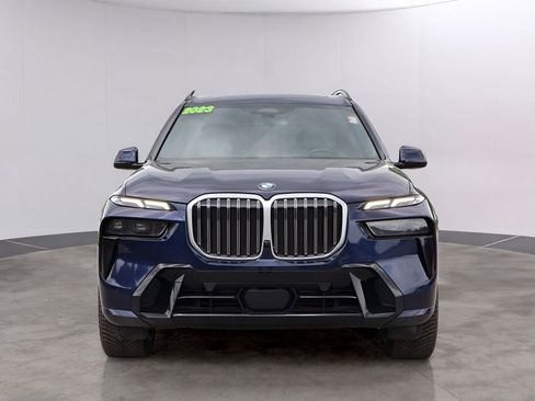 Used 2023 BMW X7 xDrive40i w/ Executive Package AWD/4WD image 2