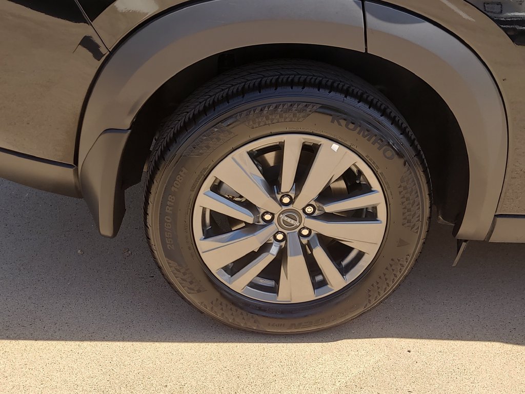 Certified 2026 Nissan Pathfinder SV FWD image 7