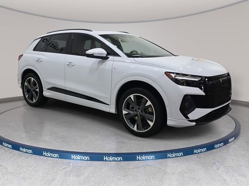 Used 2024 Audi Q4 e-tron Premium Plus w/ Premium Plus image 5