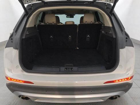 Used 2020 Lincoln Corsair Reserve w/ Elements Package image 29