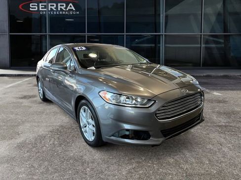 Used 2014 Ford Fusion SE w/ Equipment Group 202A image 5