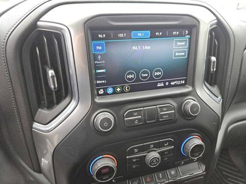 Used 2021 Chevrolet Silverado 1500 LT w/ Bed Protection Package image 17