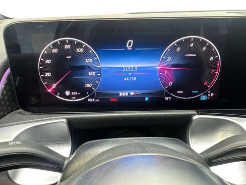 Used 2025 Mercedes-Benz GLB 250 4MATIC image 57