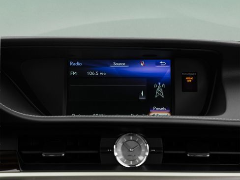 Used 2017 Lexus ES 350 w/ Premium Package FWD image 18