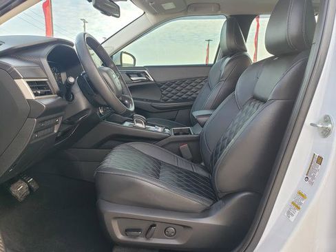 Used 2023 Mitsubishi Outlander SEL 40th Anniversary image 10