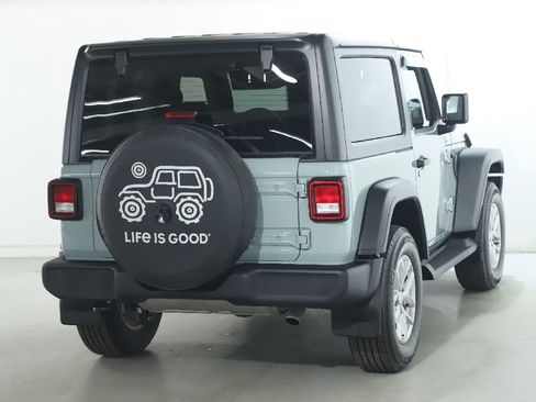 Used 2023 Jeep Wrangler Sport AWD/4WD image 42