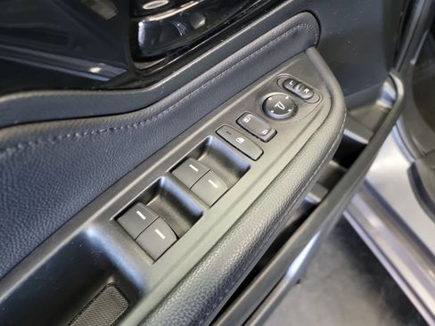 Used 2023 Honda Odyssey Touring image 14