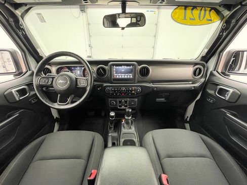 Used 2021 Jeep Gladiator Sport AWD/4WD image 3