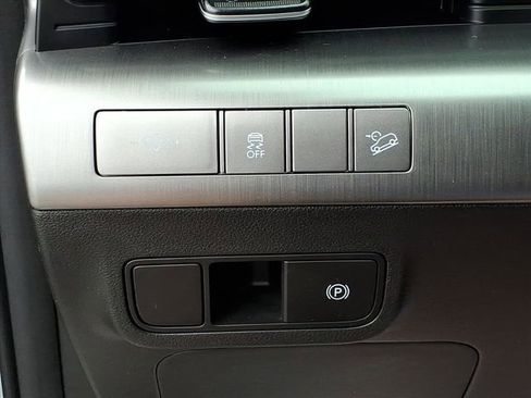 Used 2024 Hyundai Kona SEL FWD image 17