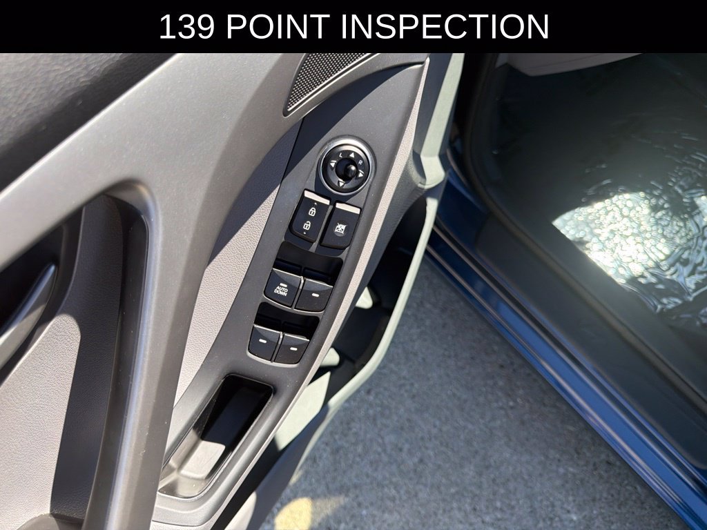 Used 2016 Hyundai Elantra SE FWD image 6