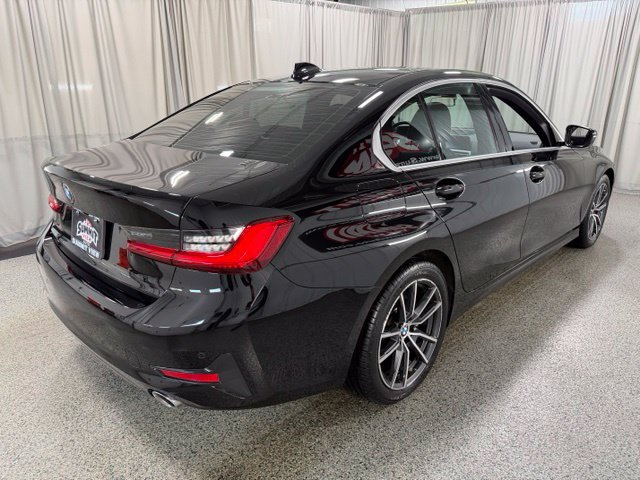 Used 2021 BMW 330e xDrive w/ Driving Assistance Package AWD/4WD image 4