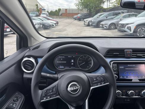 Used 2025 Nissan Versa SV FWD image 29