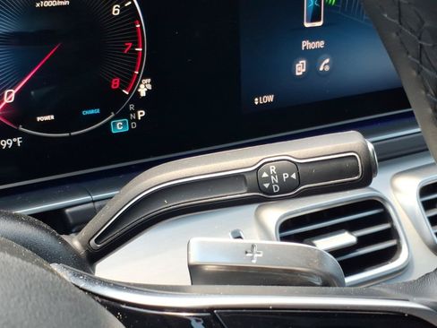 Used 2025 Mercedes-Benz GLS 450 4MATIC image 6