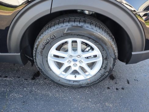 New 2026 Ford Explorer Active image 19