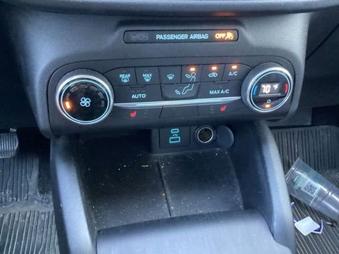 Used 2020 Ford Escape SE AWD/4WD image 30