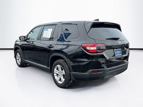 Certified 2023 Honda Pilot LX image 5