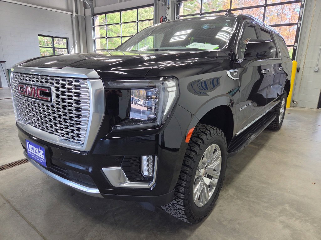 Used 2022 GMC Yukon XL Denali AWD/4WD image 5