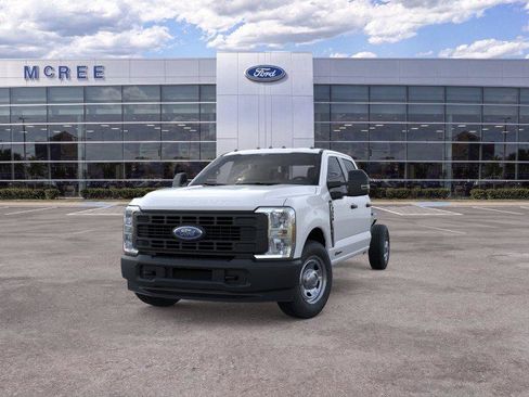 New 2026 Ford F350 XL RWD image 2