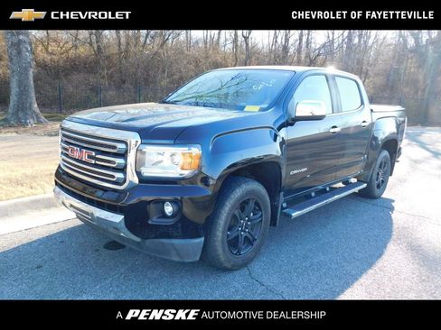 Used 2017 GMC Canyon SLT image 1