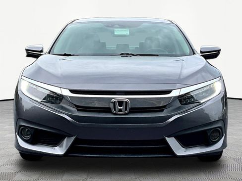Used 2016 Honda Civic Touring image 2