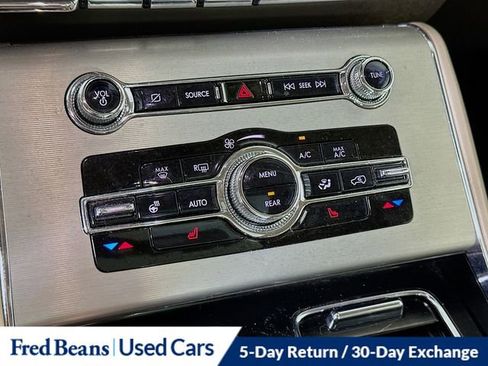 Certified 2022 Lincoln Aviator AWD w/ Premium Package image 18