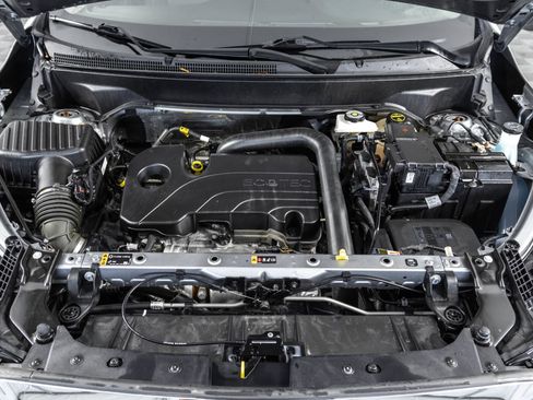 Used 2024 GMC Terrain SLE AWD/4WD image 46