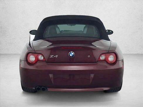 Used 2005 BMW Z4 2.5i image 6