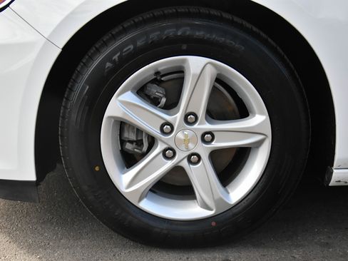 Used 2020 Chevrolet Malibu LS w/ Driver Confidence Package II image 12