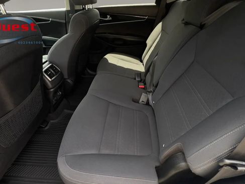 Used 2019 Kia Sorento FWD w/ LX Convenience Package image 19