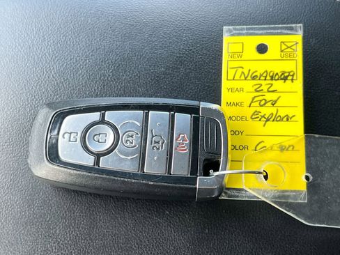 Used 2022 Ford Explorer XLT w/ Equipment Group 202A image 34