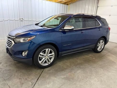 Used 2019 Chevrolet Equinox Premier AWD/4WD image 4