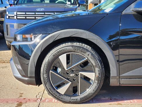 New 2026 Hyundai Ioniq 5 SEL image 6