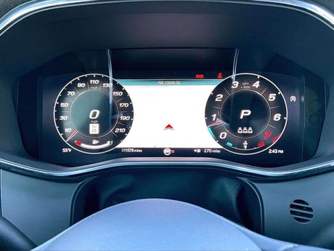 Used 2024 Jaguar F-PACE SVR image 22