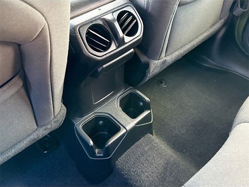 Used 2021 Jeep Wrangler Unlimited Sport image 27