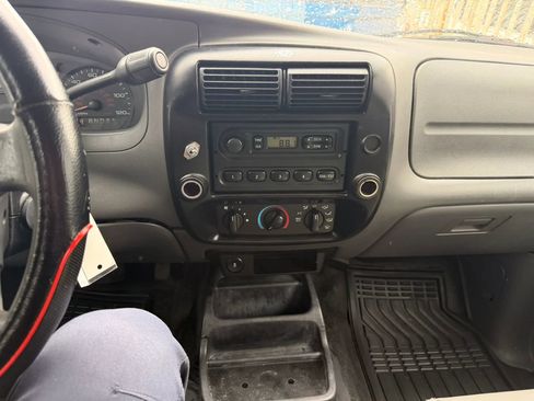 Used 2011 Ford Ranger XL RWD image 30