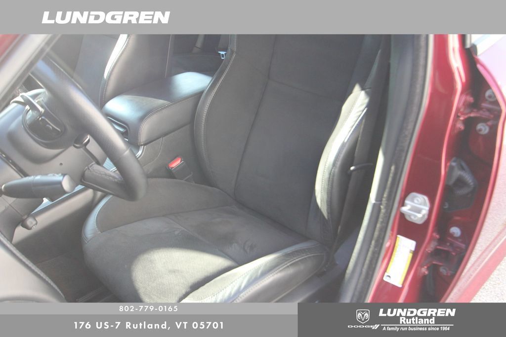 Used 2019 Dodge Charger R/T w/ Plus Group RWD image 17