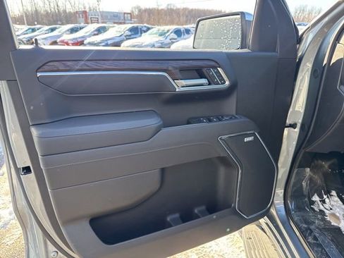 New 2026 GMC Sierra 1500 SLT w/ SLT Premium Plus Package image 19