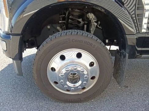 Certified 2024 Ford F450 Limited w/ FX4 Off-Road Package image 10