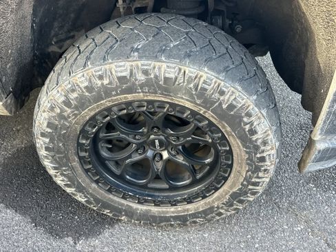 Used 2018 Chevrolet Silverado 1500 LT w/ All Star Edition image 7