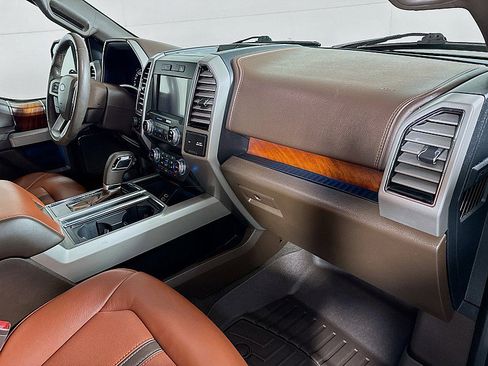 Used 2019 Ford F150 King Ranch image 29