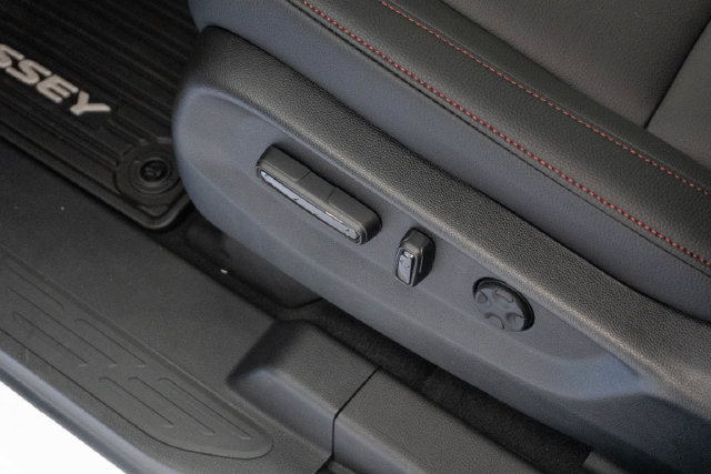 New 2026 Honda Odyssey Sport-L image 5