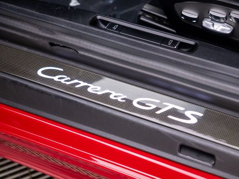 Used 2015 Porsche 911 Carrera GTS RWD image 16