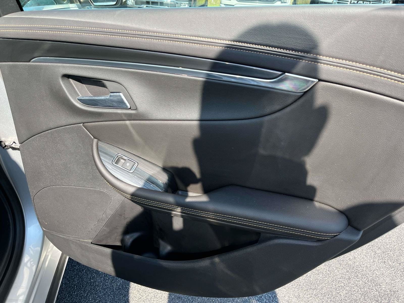 Used 2019 Chevrolet Impala Premier FWD image 20