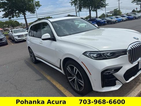 Used 2021 BMW X7 xDrive40i w/ M Sport Package AWD/4WD image 6