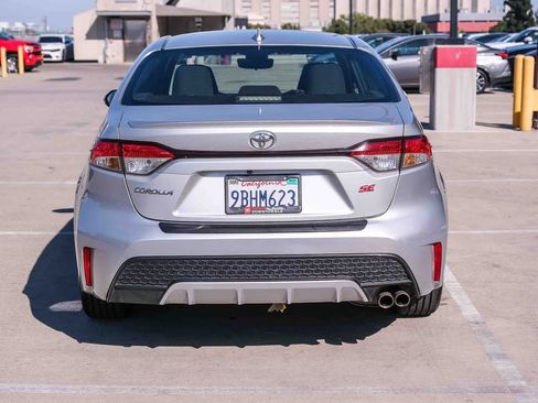 Certified 2022 Toyota Corolla SE FWD image 5