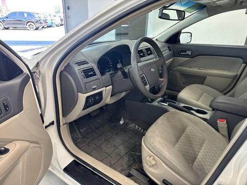 Used 2012 Ford Fusion SE FWD image 15